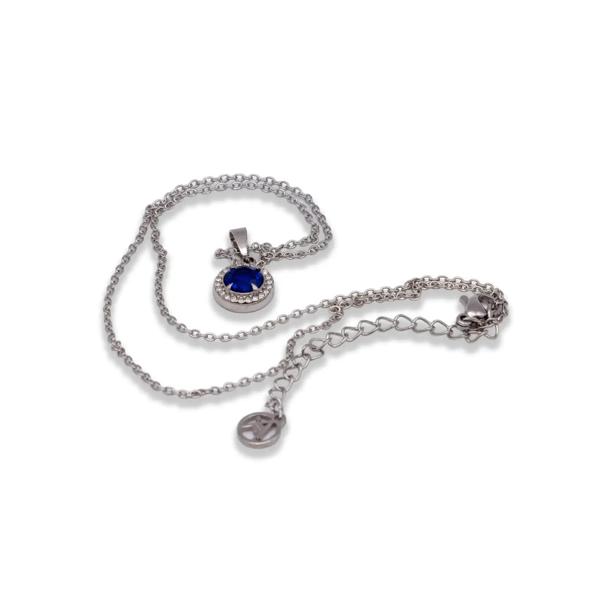 Silberfarbene Halskette mit blauem Zirkonia