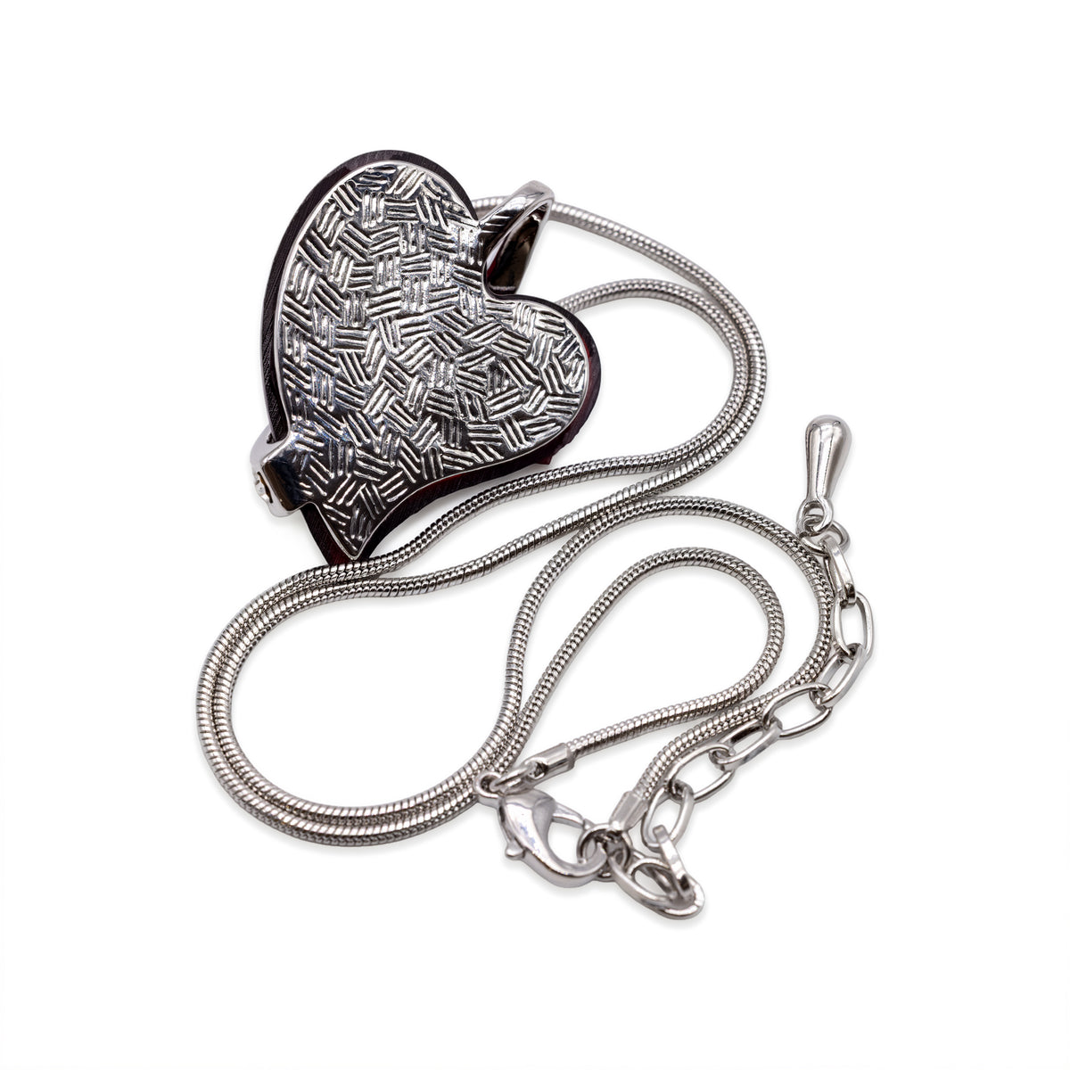 Silberfarbene Schlangenkette mit rotem Herz und Glasstein-Band