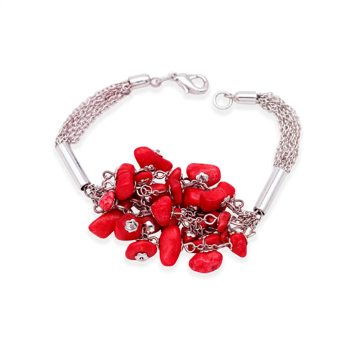 Armband mit roten Steinen geöffnet, Karabiner und silberfarbene Röhrchen