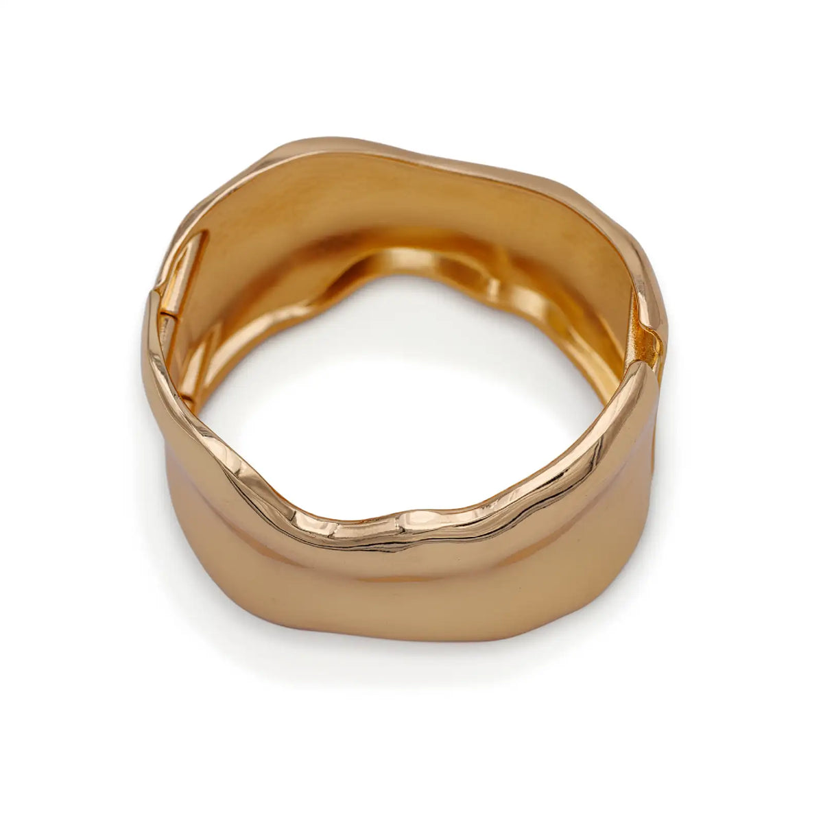 Armreif goldfarben mit organischer Form