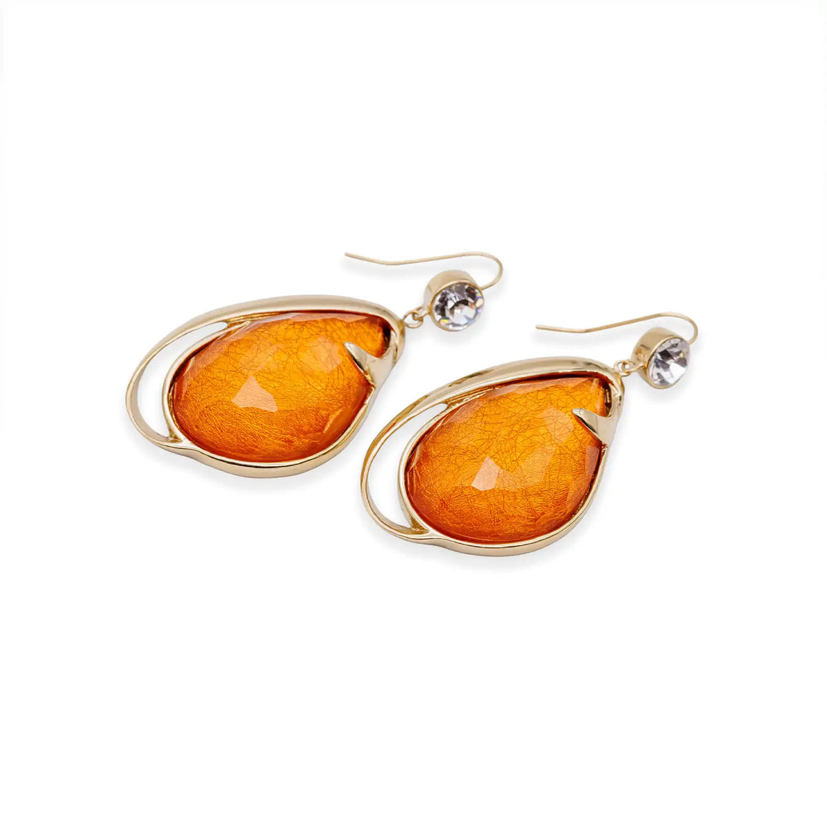 Goldfarbene Ohrringe mit orangefarbenem Glastropfen