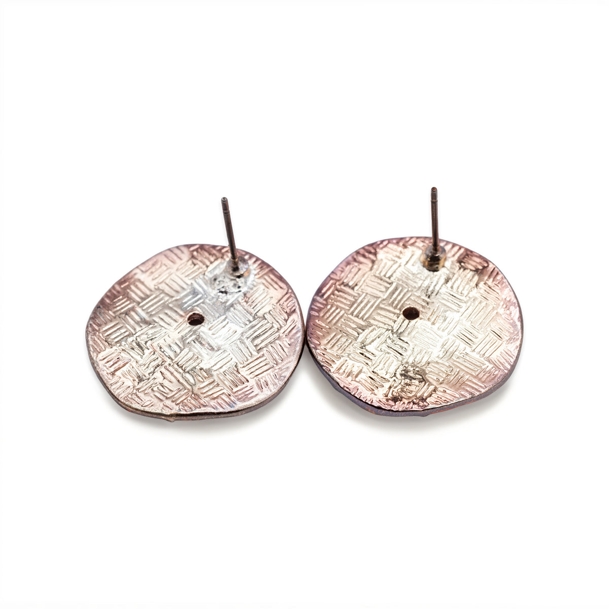 Runde Ohrstecker in Rosa, Beerenrot und Silberfarben
